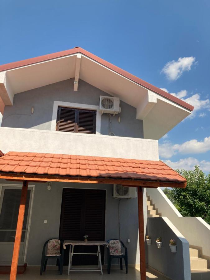 Tiki Apartments Gevgelija Eksteriør billede