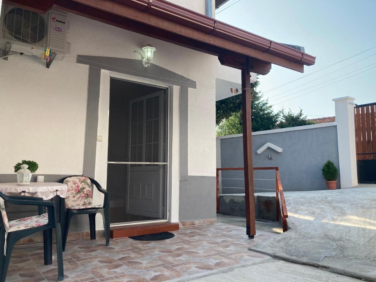 Tiki Apartments Gevgelija Eksteriør billede