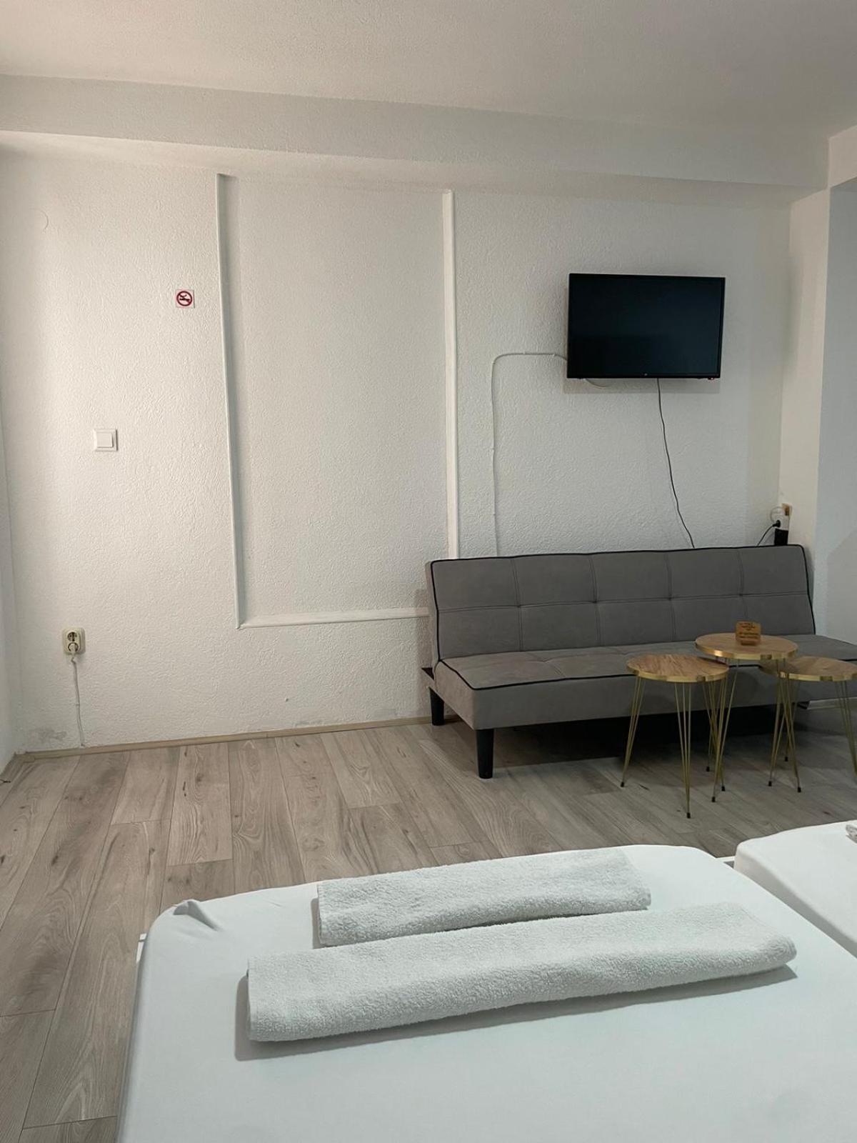 Tiki Apartments Gevgelija Eksteriør billede